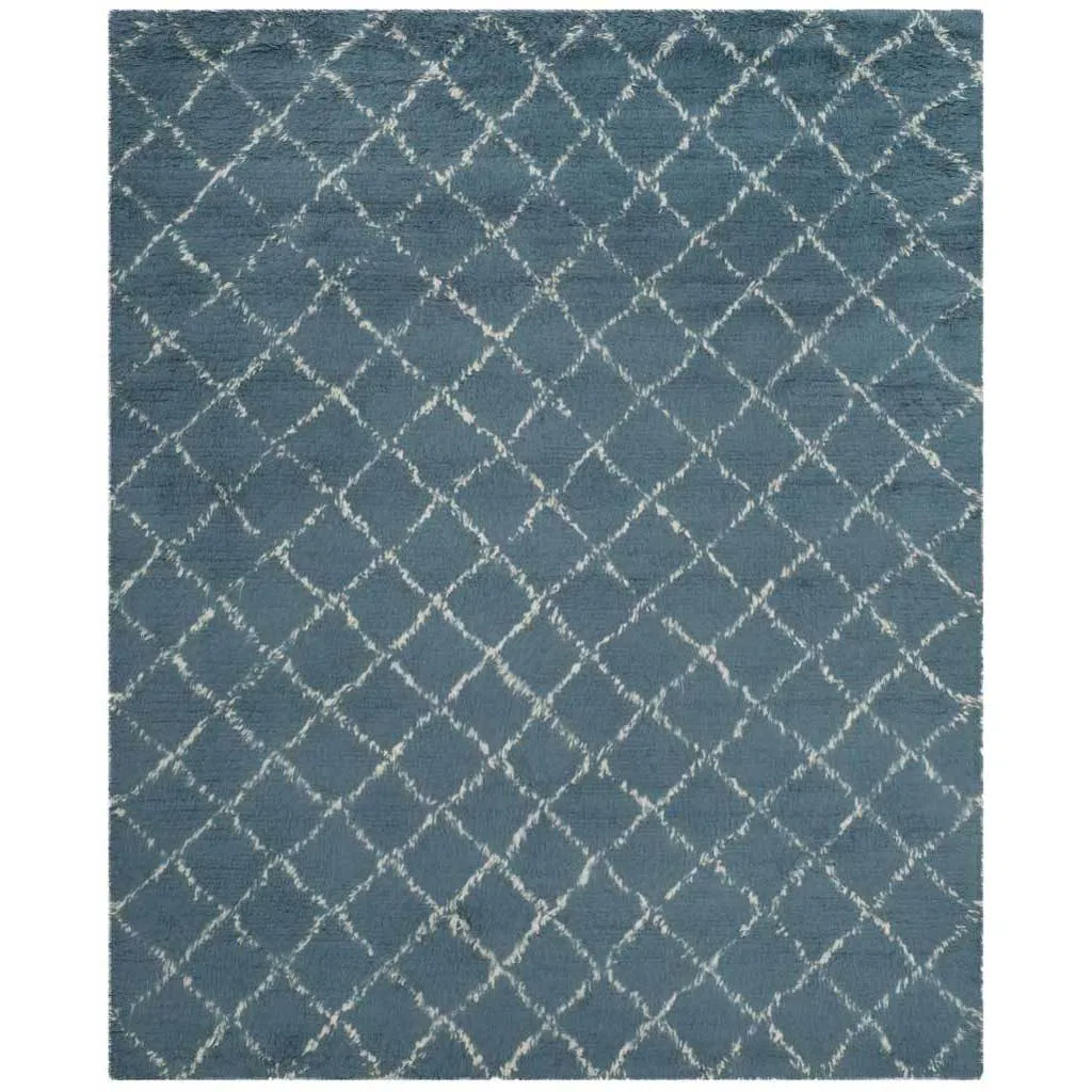 Kenya Diamond Light Blue/Ivory Area Rug