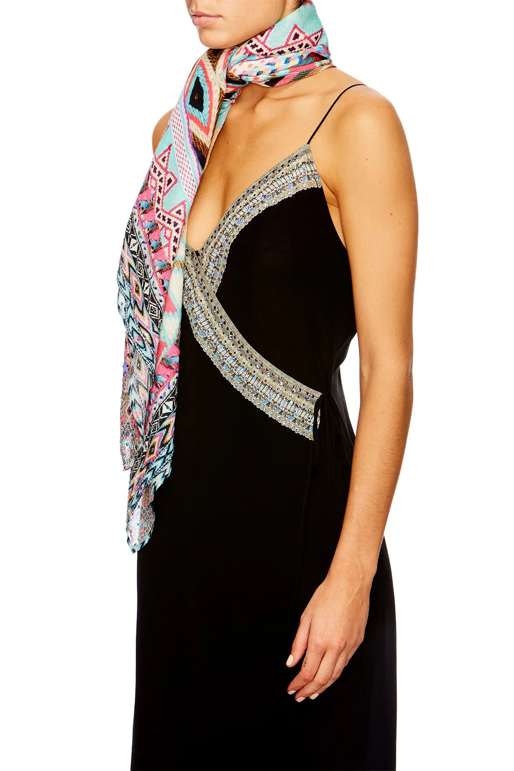 LARGE SQUARE SCARF MOCHILLA CHILLER
