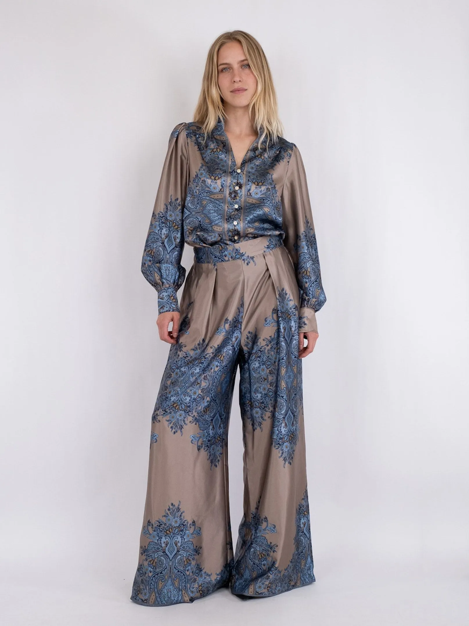 Mana Paisley Border Pants - Blue