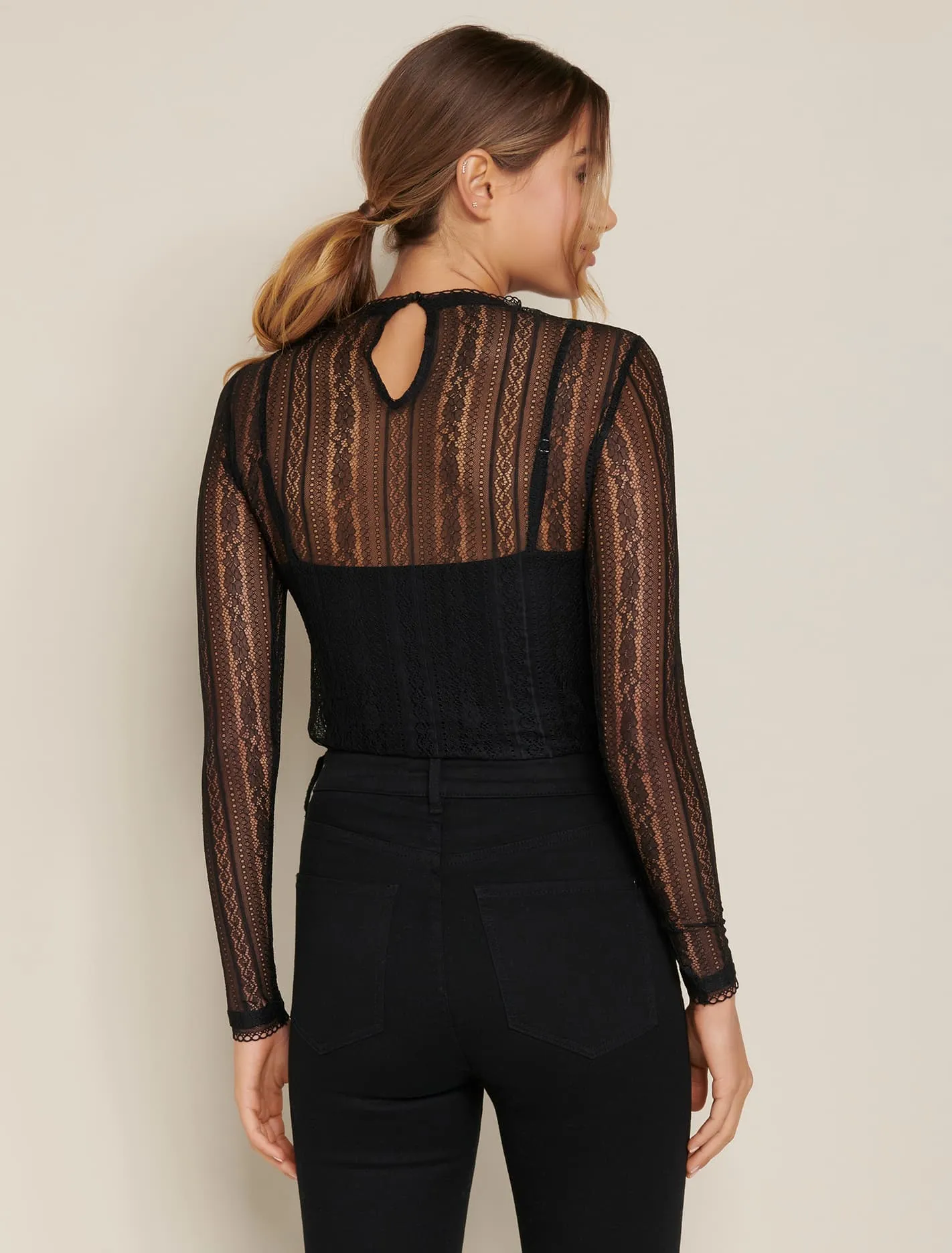 Sadie Lace Skivvy